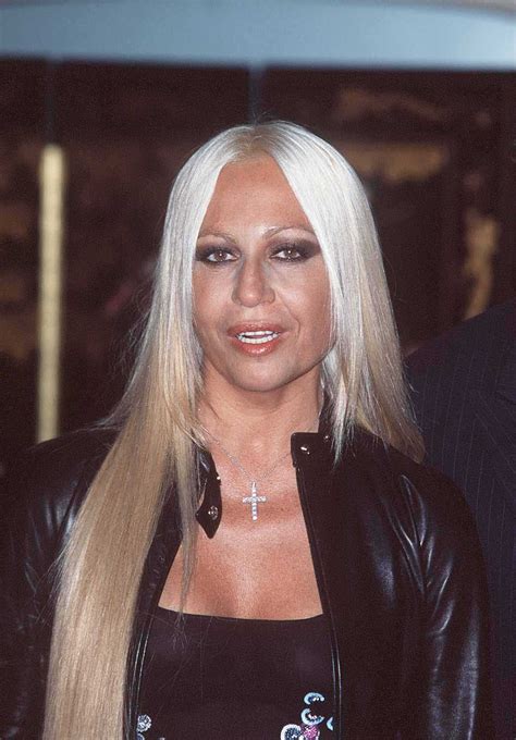 donatella versace jeune avant chirurgie|Donatella Versace .